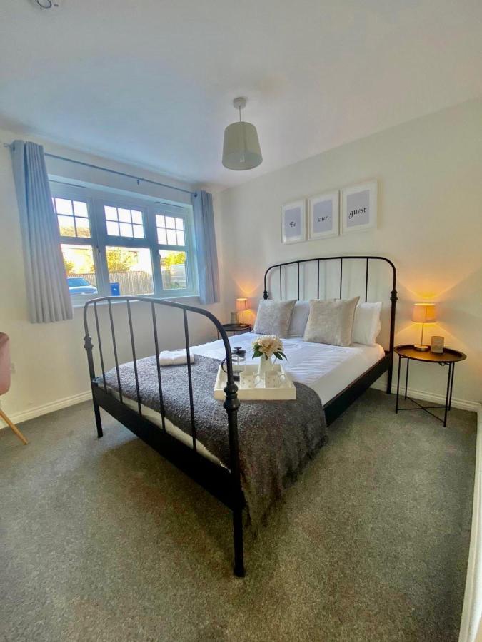 Chase Heights Apartment Rugeley Exterior foto